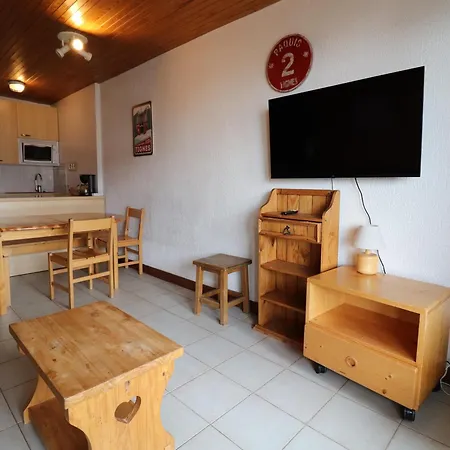 Apartment Spacieux 2 Pieces Au Pied Des Pistes Avec Balcon, Proche Commerces A Val Claret - Fr-1-502-566 *